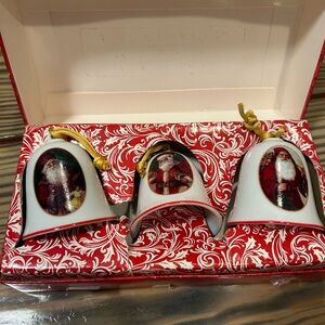 Vintage Porcelain Bell Ornaments Inspired Images from Hallmark Design/thailand